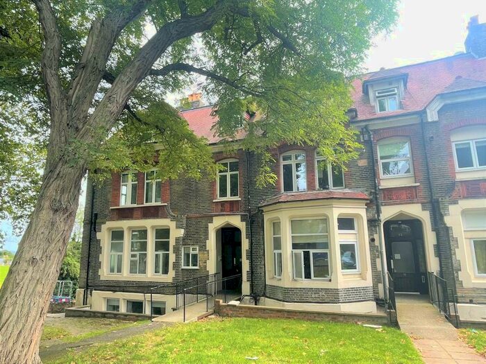 1 Bedroom Apartment To Rent In Mount View Road, London, N4