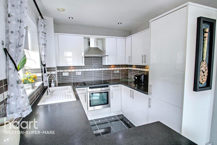 2 Bedroom Flat To Rent In South Road, Weston-Super-Mare, BS23