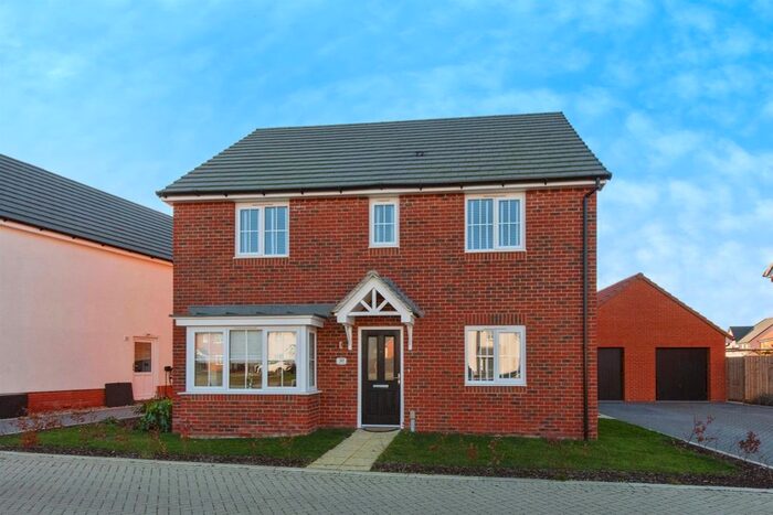 4 Bedroom Detached House For Sale In Acorn Way, Stowupland, Stowmarket, IP14