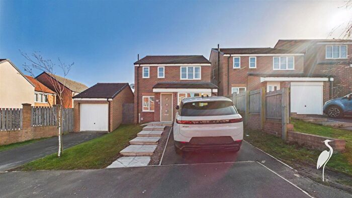 3 Bedroom Detached House For Sale In Woodham Drive, Ryhope, Sunderland, SR2
