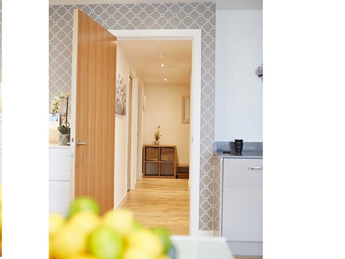 2 Bedroom Flat For Sale In Alfred Street, Reading, RG1