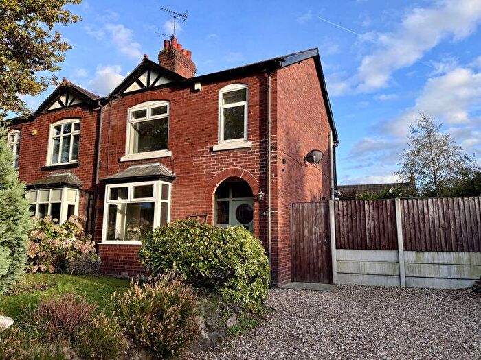 3 Bedroom Semi Detached House To Rent In Howey Hill, Congleton, CW12
