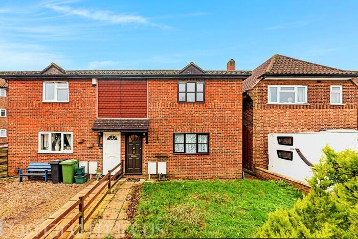 2 Bedroom House To Rent In Eastway, Epsom, KT19