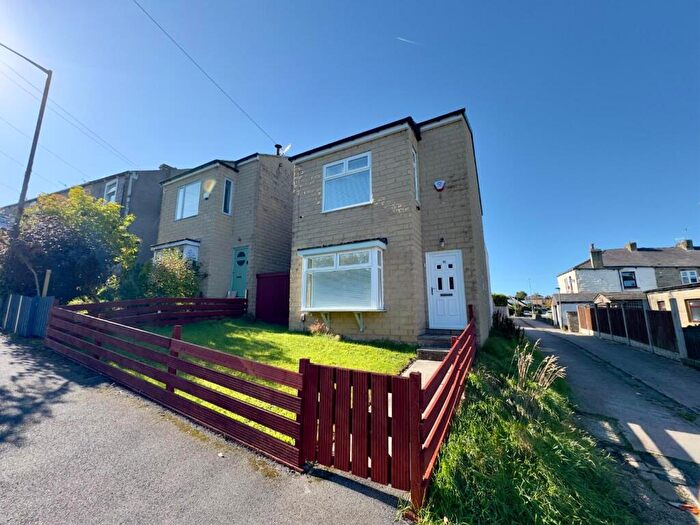 2 Bedroom Detached House For Sale In Rosehill Road, Burnley, BB11
