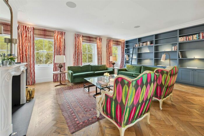 4 Bedroom Flat To Rent In Lennox Gardens, Knightsbridge, SW1X