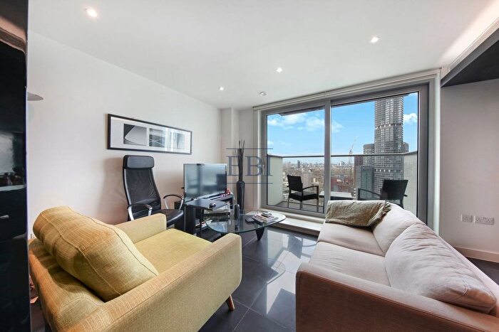 Studio For Sale In Pan Peninsula Square, London, E14