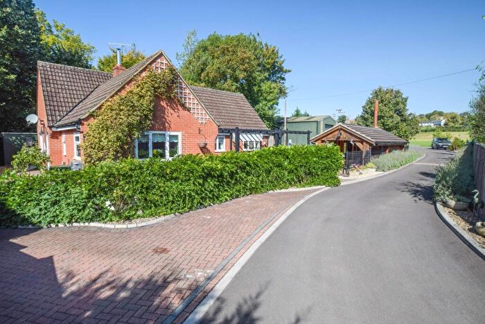 4 Bedroom Detached Bungalow To Rent In Little Somerford, Chippenham, SN15