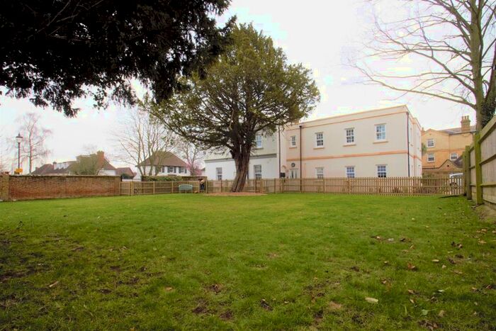 2 Bedroom Apartment To Rent In High Street, Silsoe, Bedford, MK45