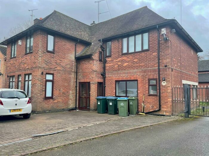 6 Bedroom Detached House To Rent In Canley Road, Coventry **Six Bedreooms**, CV5