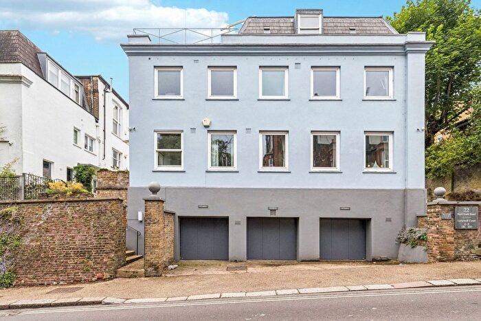 3 Bedroom Semi-detached House For Sale In East Heath Road, London, NW3