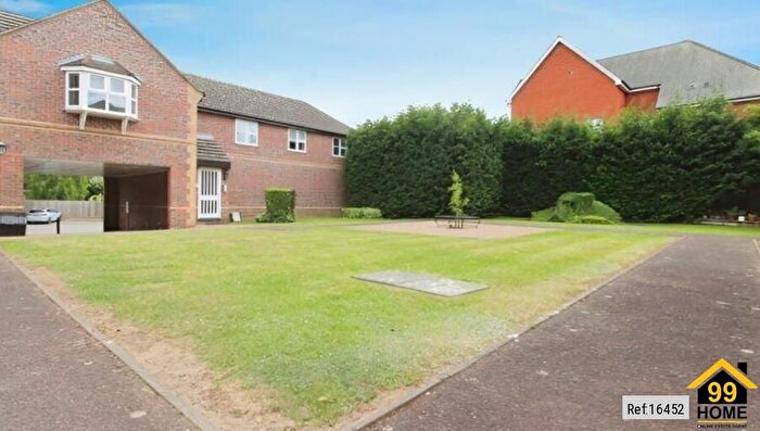 2 Bedroom Flat For Sale In Lexden Place, Colchester, Essex, CO3
