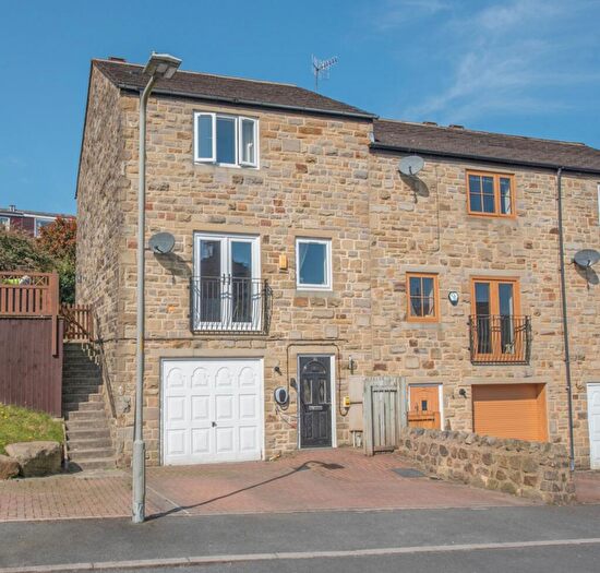 4 Bedroom Town House For Sale In Laycock Fields, Cowling, BD22