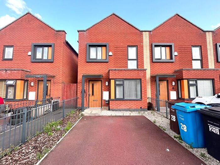3 Bedroom Terraced House To Rent In Brown Street, Salford, M6