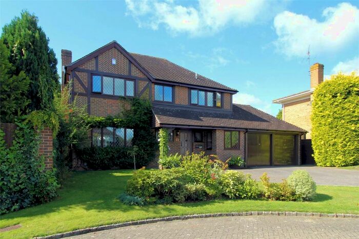 4 Bedroom Detached House To Rent In Woking, GU24