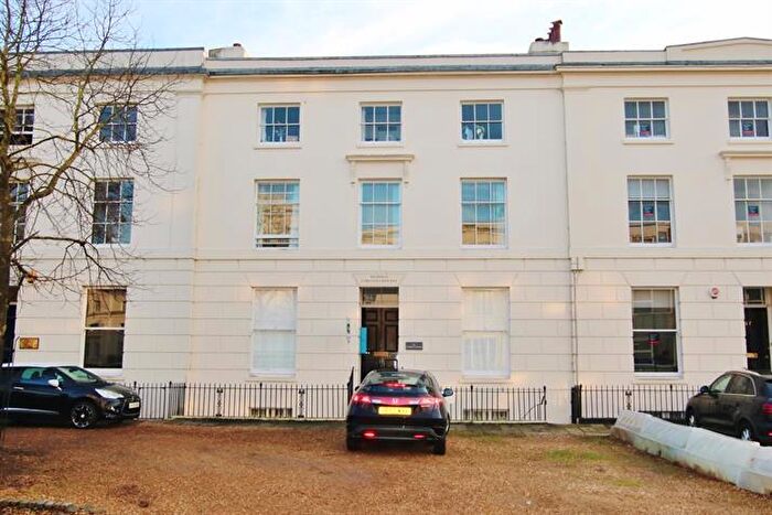 2 Bedroom Apartment To Rent In Bedford Place, SO15