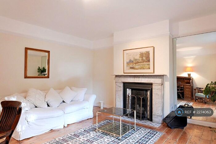 2 Bedroom Flat To Rent In Eldon Grove, London, NW3