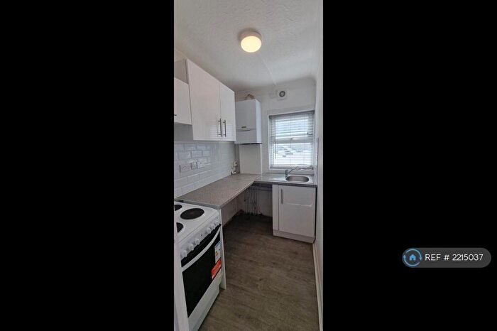 1 Bedroom Maisonette To Rent In Charles Street, Greenhithe, DA9