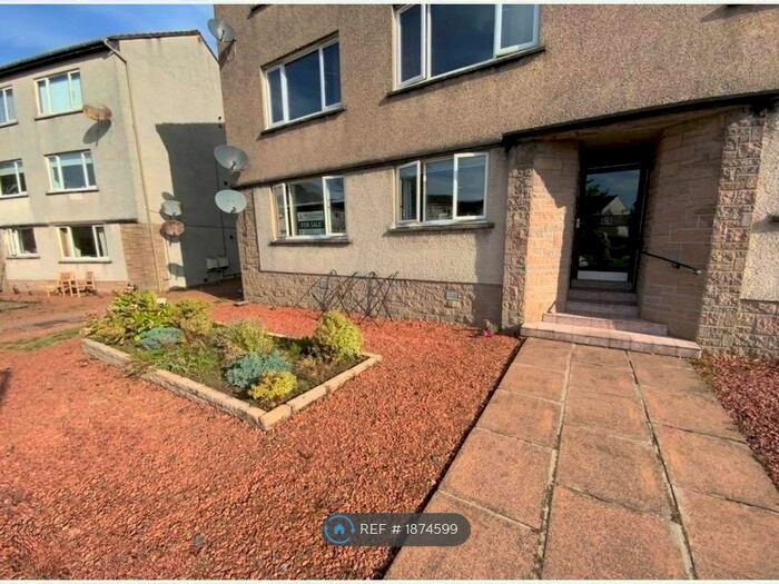 1 Bedroom Flat To Rent In Silverdale Gardens, Largs, KA30