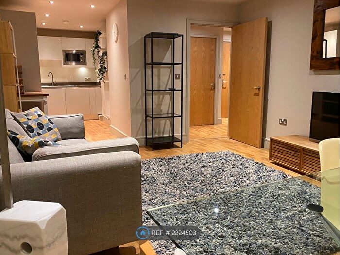 1 Bedroom Flat To Rent In The Crescent, London, SE8