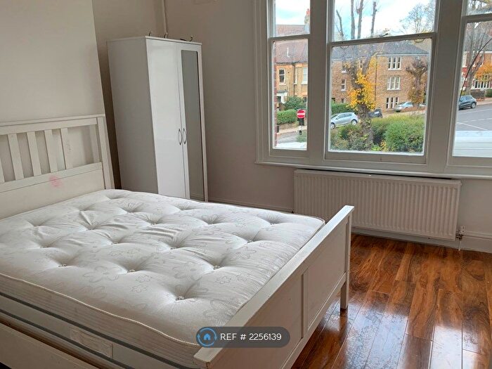 1 Bedroom Flat To Rent In Adelaide Avenue, Brockley, SE4