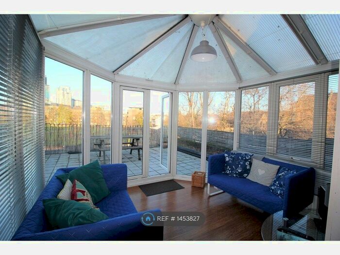 2 Bedroom Flat To Rent In Kennington Lane, London, SE11