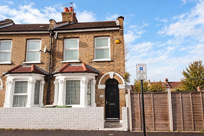 2 Bedroom End Terrace House To Rent In Mafeking Road, Canning Town, E16