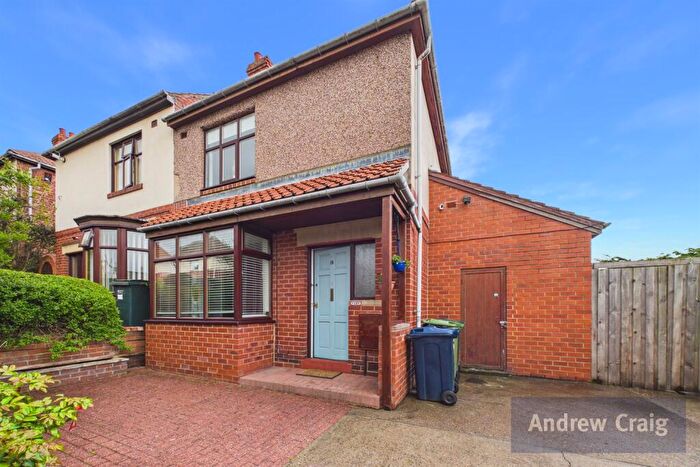 2 Bedroom Semi-Detached House For Sale In Field House Road, Gateshead, NE8