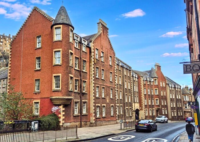 1 Bedroom Flat For Sale In Websters Land, Edinburgh, EH1