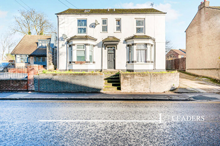 1 Bedroom Flat To Rent In Watling Street, Bletchley, Milton Keynes, MK2