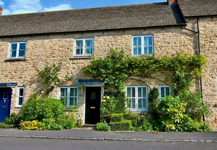 3 Bedroom Terraced House To Rent In Bradleys, Shipton-Under-Wychwood, Chipping Norton, OX7