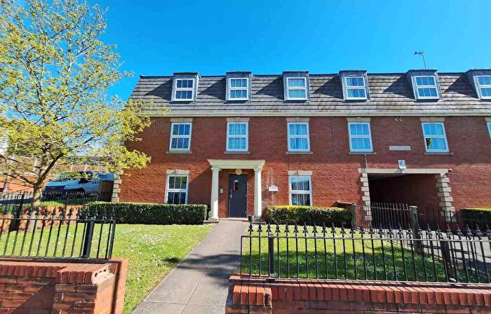 2 Bedroom Flat To Rent In Kirby Court, CV21