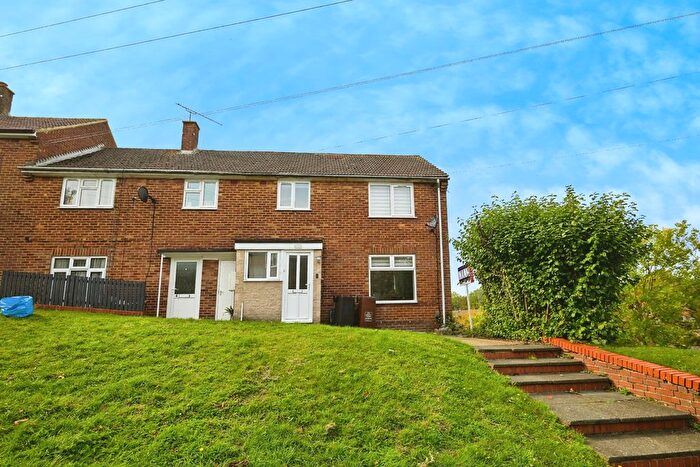 2 Bedroom End Terrace House For Sale In Binnacle Road, Rochester, Kent, ME1