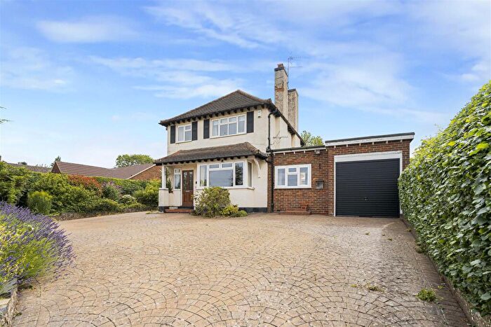 3 Bedroom Detached House For Sale In School Lane, Tewin, Welwyn, AL6