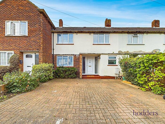 3 Bedroom Terraced House To Rent In Surrey, KT16