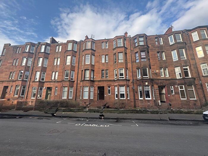 1 Bedroom Flat To Rent In Kennoway Drive, Thornwood, G11