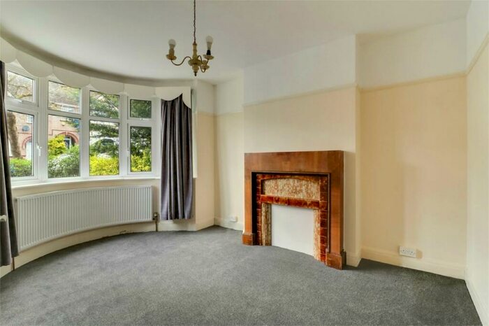 3 Bedroom Terraced House To Rent In Dimsdale Drive, London, NW9