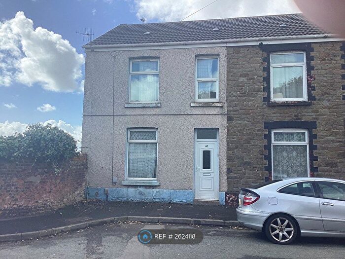 3 Bedroom Terraced House To Rent In Kilvey Terrace, St. Thomas, Swansea, SA1
