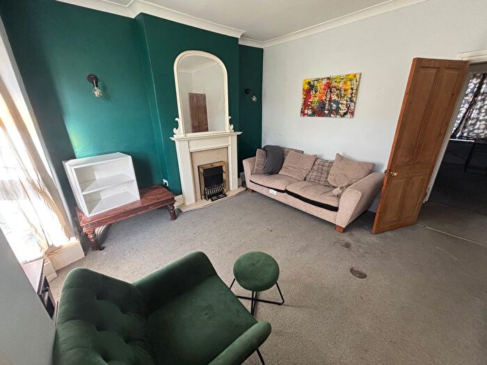 3 Bedroom Property To Rent In Bates Street, Sheffield, S10