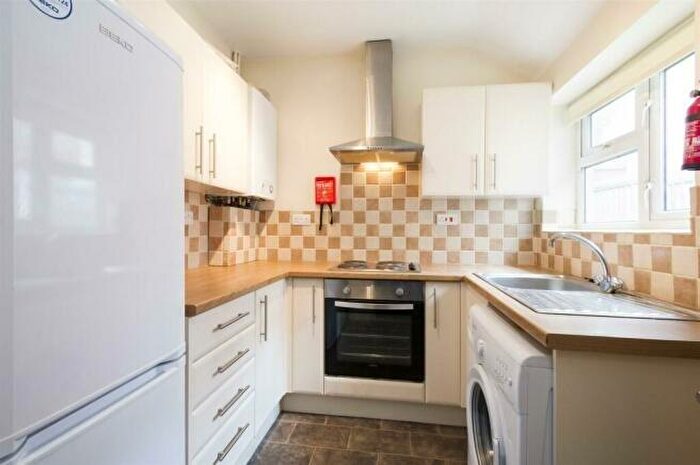 4 Bedroom Terraced House To Rent In All Saints Terrace, Nottingham, Nottinghamshire, NG7