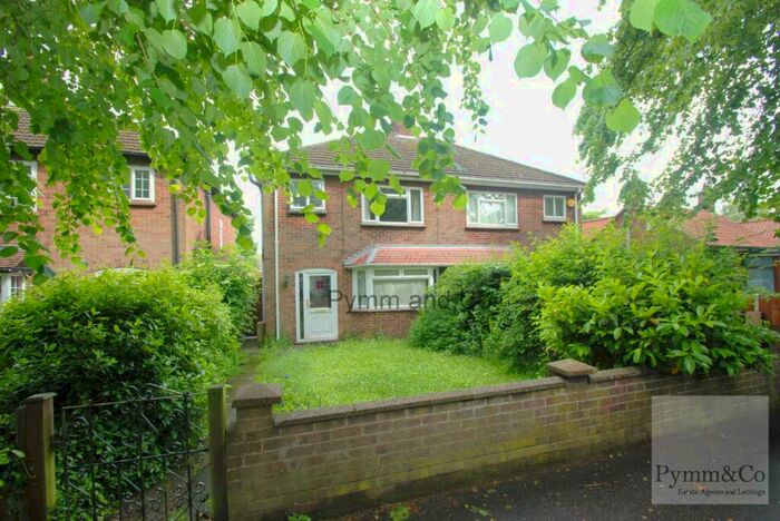 4 Bedroom Semi-Detached House To Rent In Bowthorpe Road, Norwich, NR5