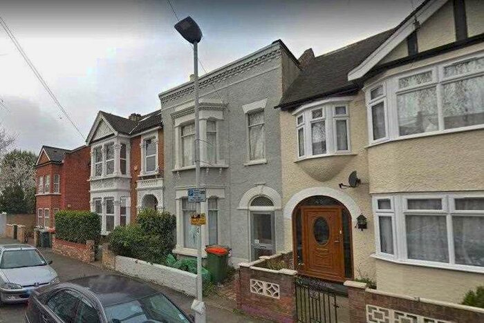 5 Bedroom House To Rent In Cranmer Road, London, E7