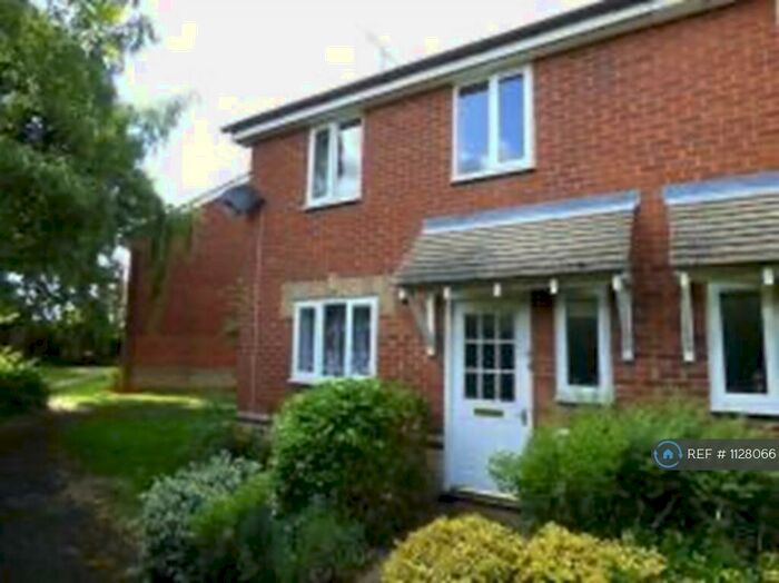 3 Bedroom Semi-Detached House To Rent In Glosters Green, Kineton, CV35