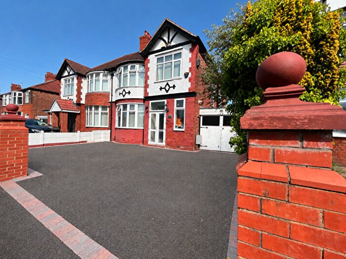 5 Bedroom Semi-Detached House For Sale In Kingsway, East Didsbury, M19