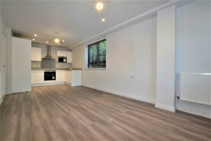2 Bedroom Apartment To Rent In Brighton Road, Purley, CR8