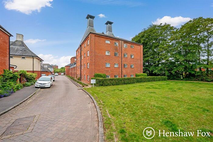 2 Bedroom Flat For Sale In Brewery Lane, Romsey Town Centre, Hampshire, SO51