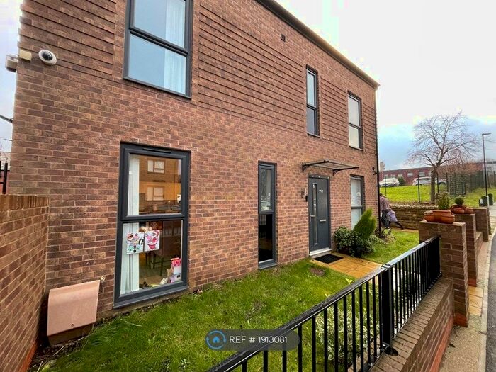 5 Bedroom Detached House To Rent In Queen Mary Road, Sheffield, S2