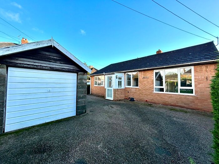 2 Bedroom Bungalow To Rent In Pine Gardens, Llanidloes Road, Newtown, Powys, SY16