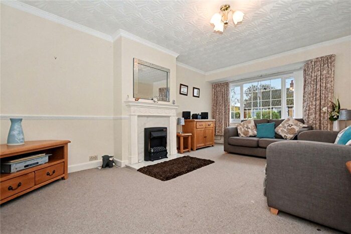 2 Bedroom Bungalow For Sale In Ringway, Garforth, Leeds, West Yorkshire, LS25