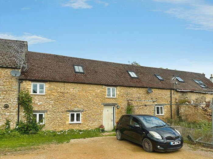 2 Bedroom Terraced House To Rent In Chapel Street, Tubbs Barn, OX26