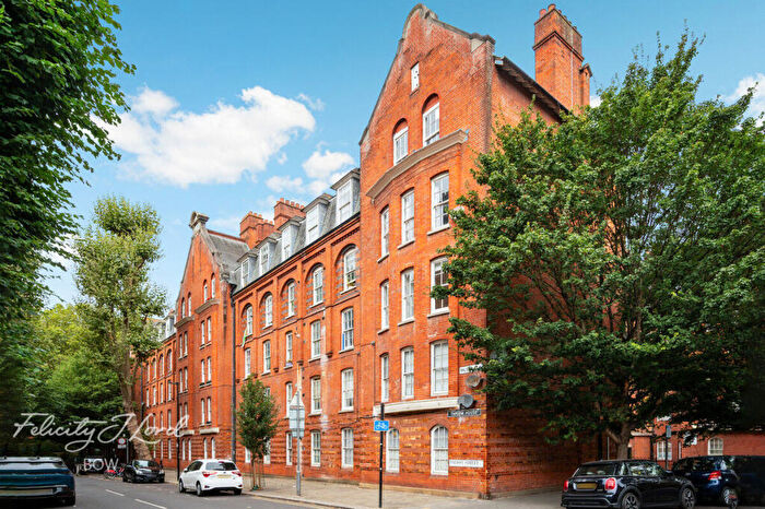 2 Bedroom Flat For Sale In Palissy Street, London, E2